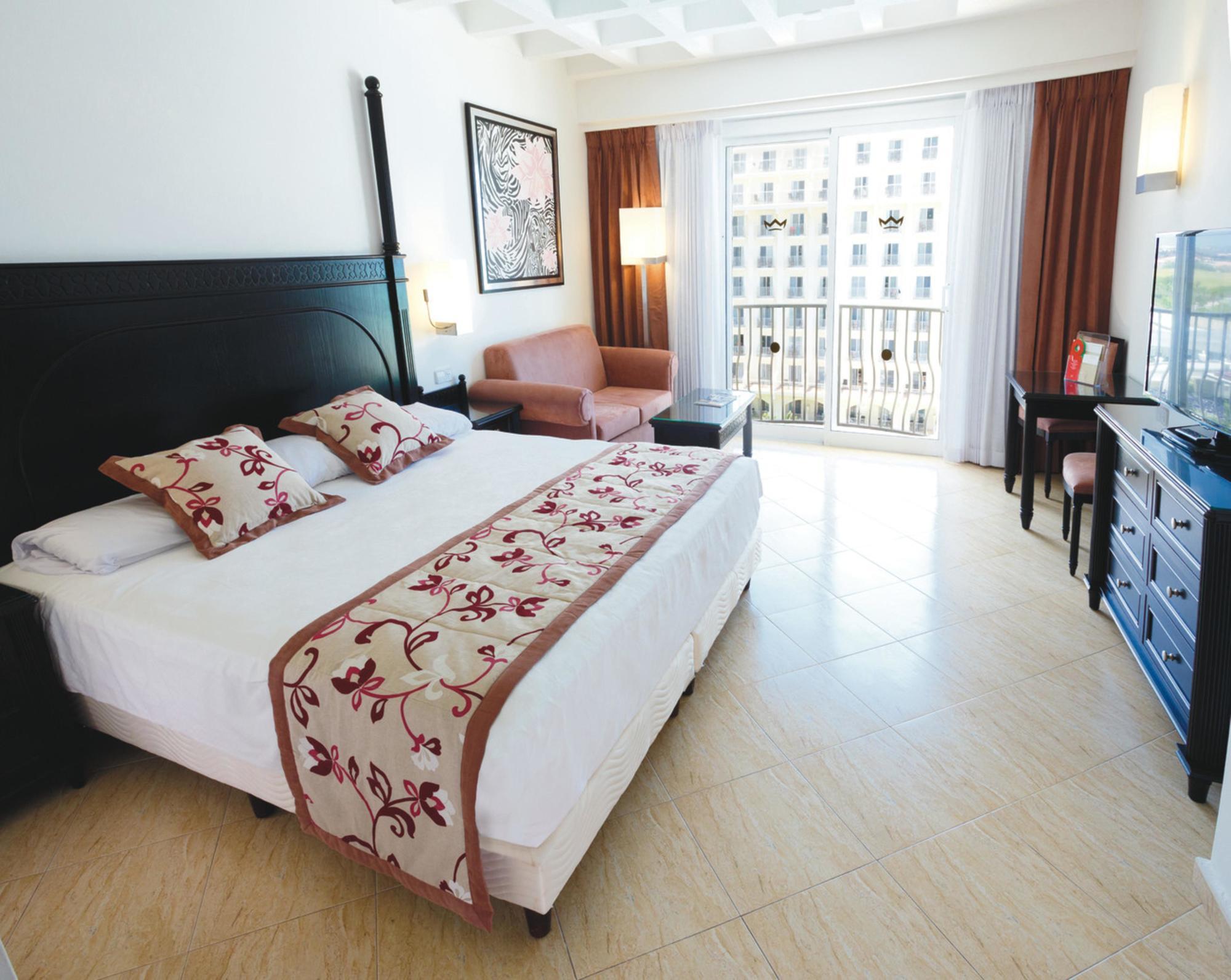 Riu Palace Aruba Palm Beach Exterior photo
